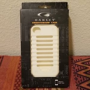 Oakley Unobtanium Case White